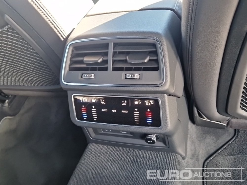 Лек автомобил 2024 Audi A6: снимка 24