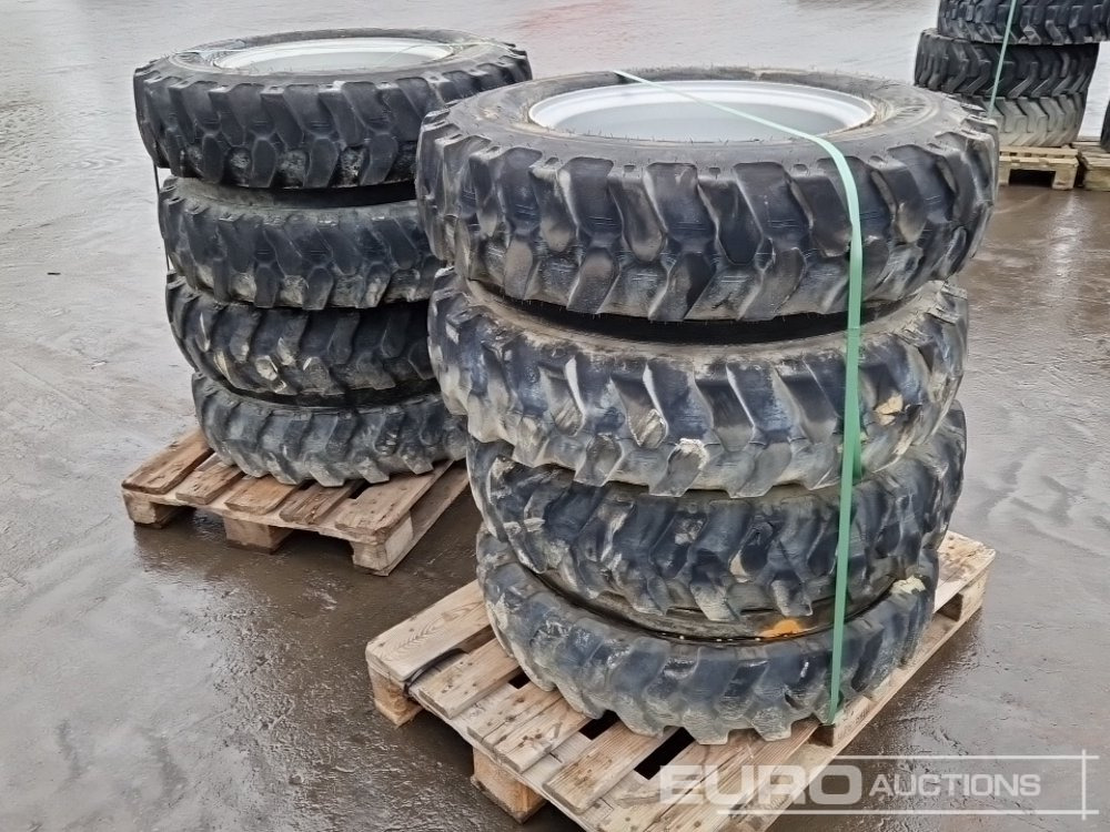 Alliance 8.25-20 Tyres with Rims (4 of) - Гума: снимка 3 Alliance 8.25-20 Tyres with Rims (4 of) - Гума: снимка 3