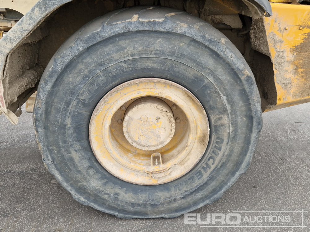 Съчленен самосвал Bell B30D: снимка 9