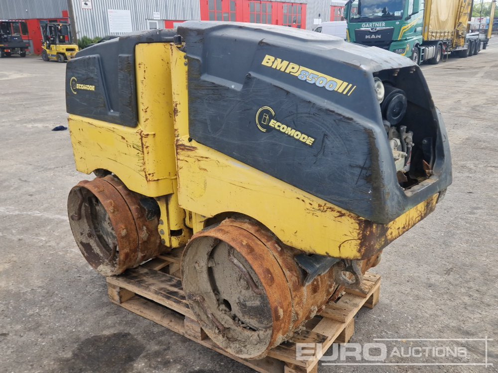 Bomag BMP8500 - Техника за слагане на асфалт: снимка 4 Bomag BMP8500 - Техника за слагане на асфалт: снимка 4