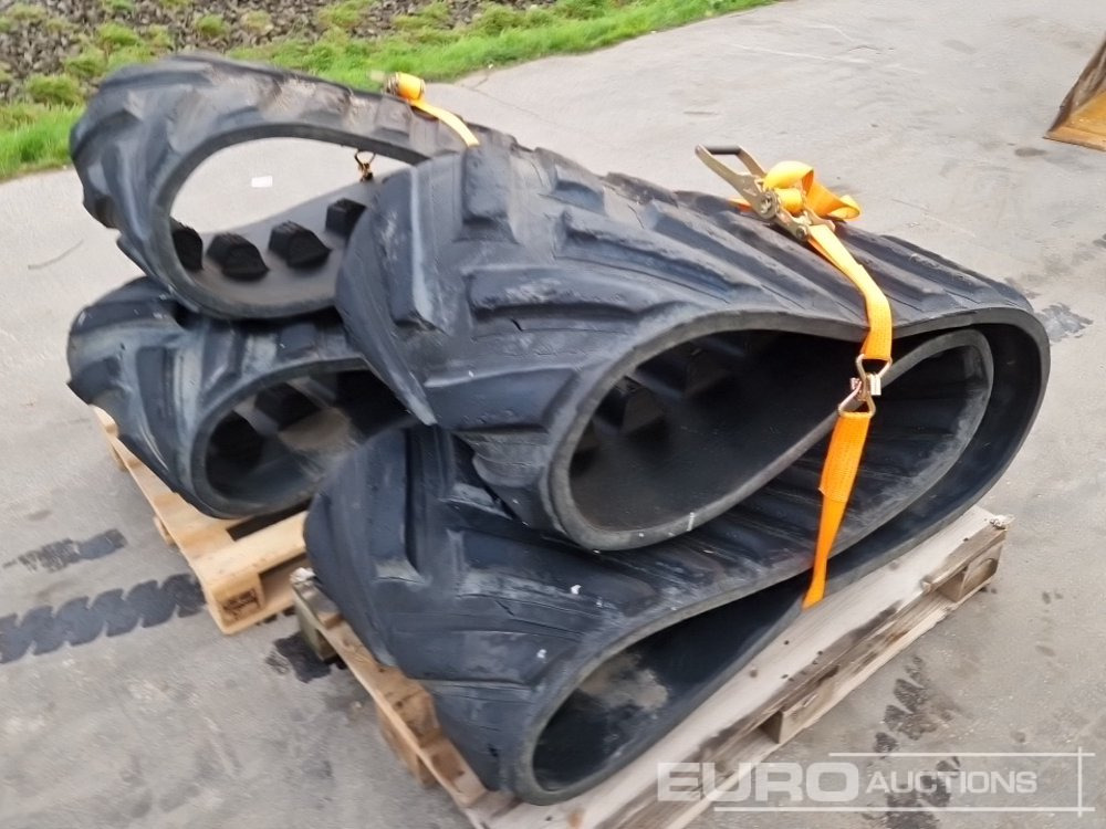 Camso 24" Rubber Tracks (2 of) 1 pair of Camso Rubber Tracks in size 24" to suit John Deere 8RX Tractors - Гумени/ Метални вериги за Строителна техника: снимка 3 Camso 24" Rubber Tracks (2 of) 1 pair of Camso Rubber Tracks in size 24" to suit John Deere 8RX Tractors - Гумени/ Метални вериги за Строителна техника: снимка 3