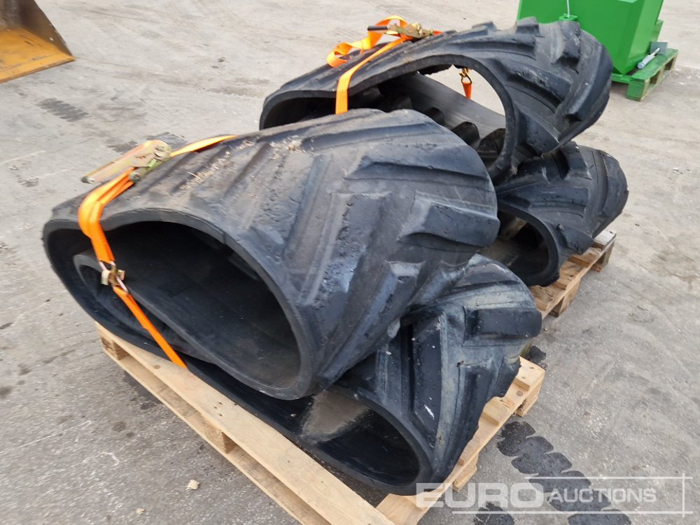 Camso 24" Rubber Tracks (2 of) 1 pair of Camso Rubber Tracks in size 24" to suit John Deere 8RX Tractors - Гумени/ Метални вериги за Строителна техника: снимка 2 Camso 24" Rubber Tracks (2 of) 1 pair of Camso Rubber Tracks in size 24" to suit John Deere 8RX Tractors - Гумени/ Метални вериги за Строителна техника: снимка 2