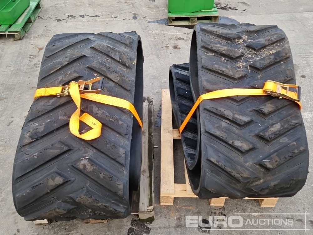 Camso 24" Rubber Tracks (2 of) 1 pair of Camso Rubber Tracks in size 24" to suit John Deere 8RX Tractors - Гумени/ Метални вериги за Строителна техника: снимка 5 Camso 24" Rubber Tracks (2 of) 1 pair of Camso Rubber Tracks in size 24" to suit John Deere 8RX Tractors - Гумени/ Метални вериги за Строителна техника: снимка 5