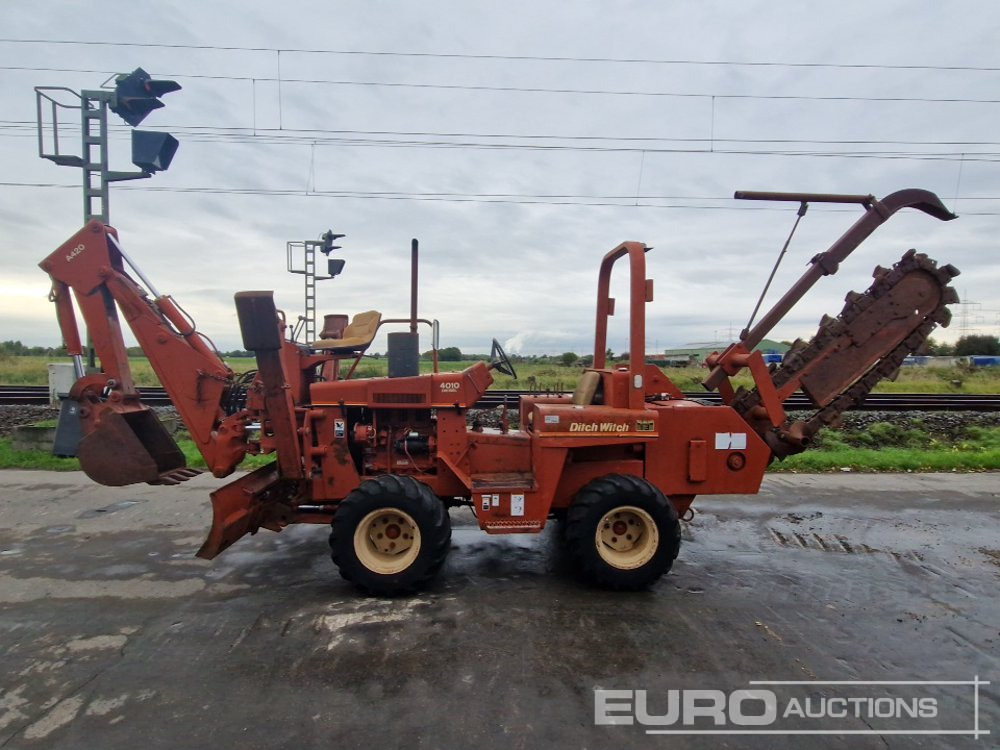 Ditch Witch 4010 - Каналокопател: снимка 2 Ditch Witch 4010 - Каналокопател: снимка 2