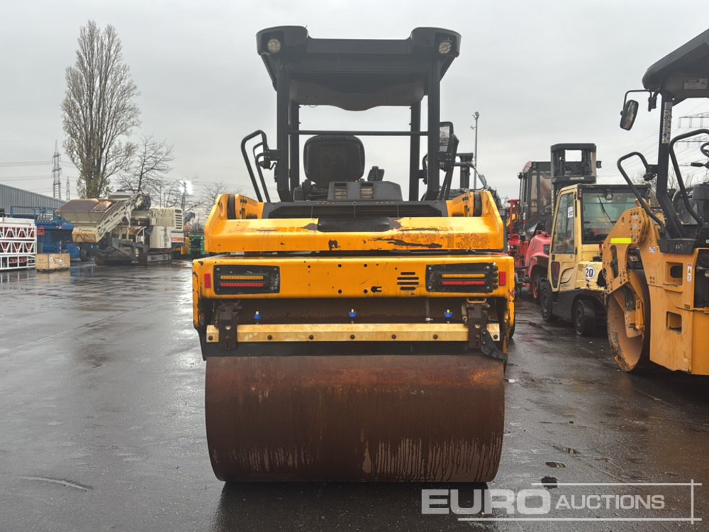 Dynapac CC224HF - Пътен валяк: снимка 4 Dynapac CC224HF - Пътен валяк: снимка 4