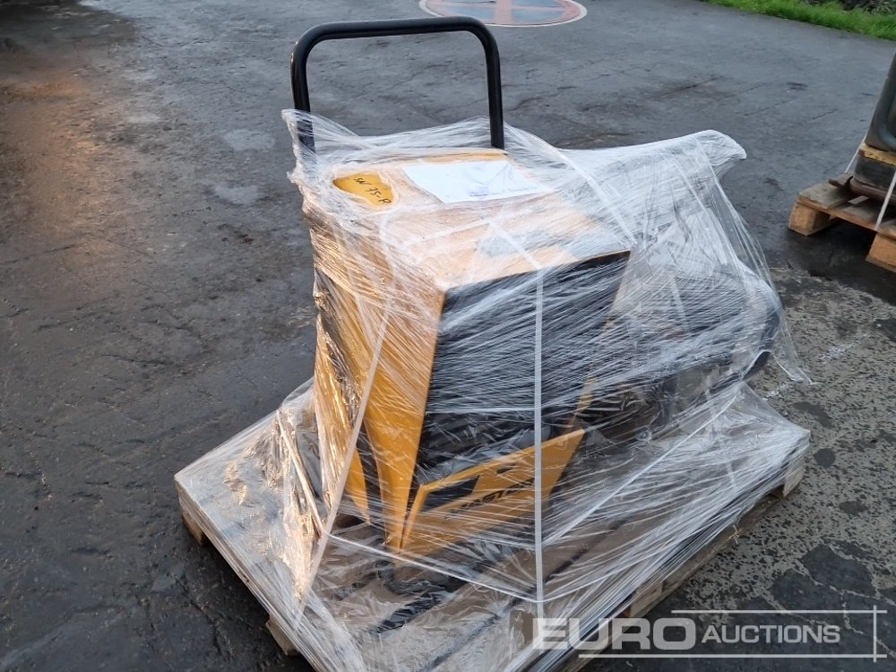 Dynapac LF100 - Виброплоча: снимка 4 Dynapac LF100 - Виброплоча: снимка 4