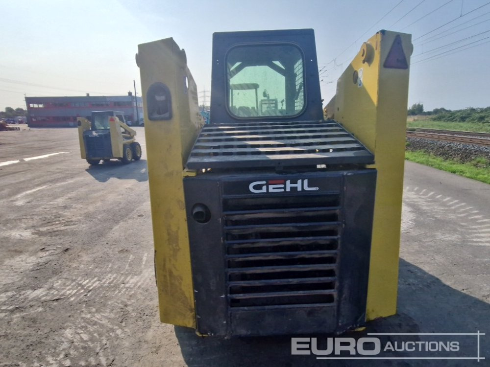 Gehl 5625 - Мини челен товарач: снимка 4 Gehl 5625 - Мини челен товарач: снимка 4