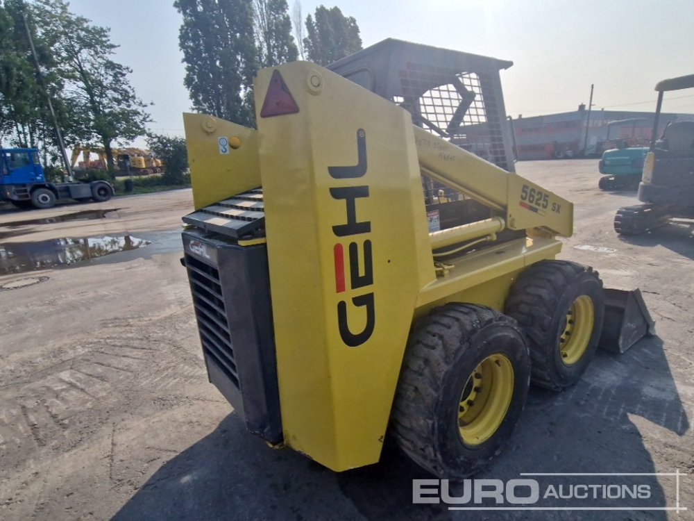 Gehl 5625 - Мини челен товарач: снимка 5 Gehl 5625 - Мини челен товарач: снимка 5