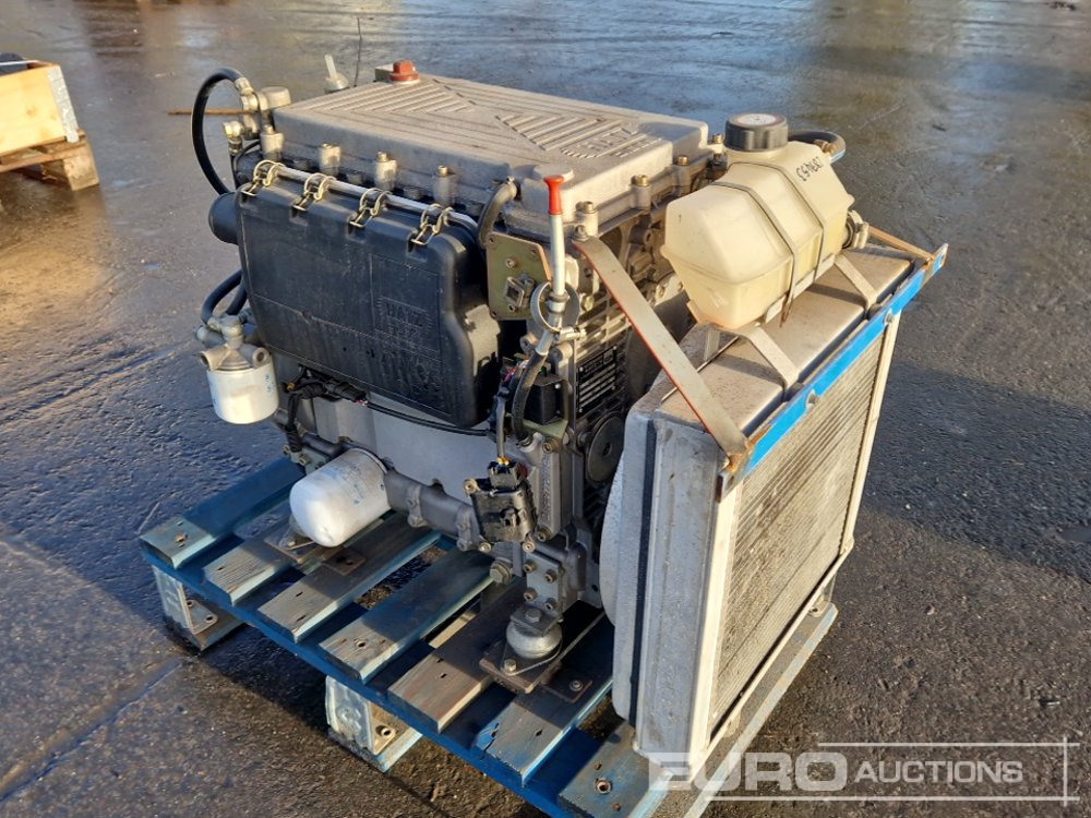 Hatz 4 Cylinder Diesel Engine - Двигател: снимка 4 Hatz 4 Cylinder Diesel Engine - Двигател: снимка 4