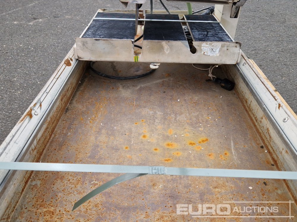 Husqvarna Masonry Saw - Техника за слагане на асфалт: снимка 5 Husqvarna Masonry Saw - Техника за слагане на асфалт: снимка 5