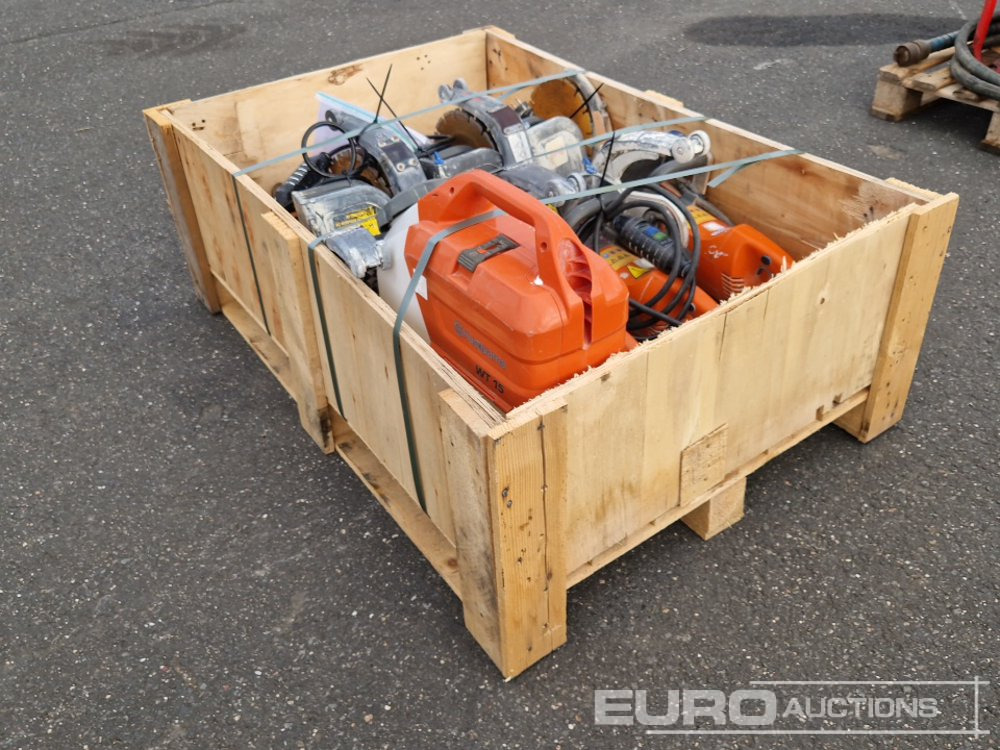 Husqvarna Power Cutter (5 of) + Water Tank - Техника за слагане на асфалт: снимка 3 Husqvarna Power Cutter (5 of) + Water Tank - Техника за слагане на асфалт: снимка 3