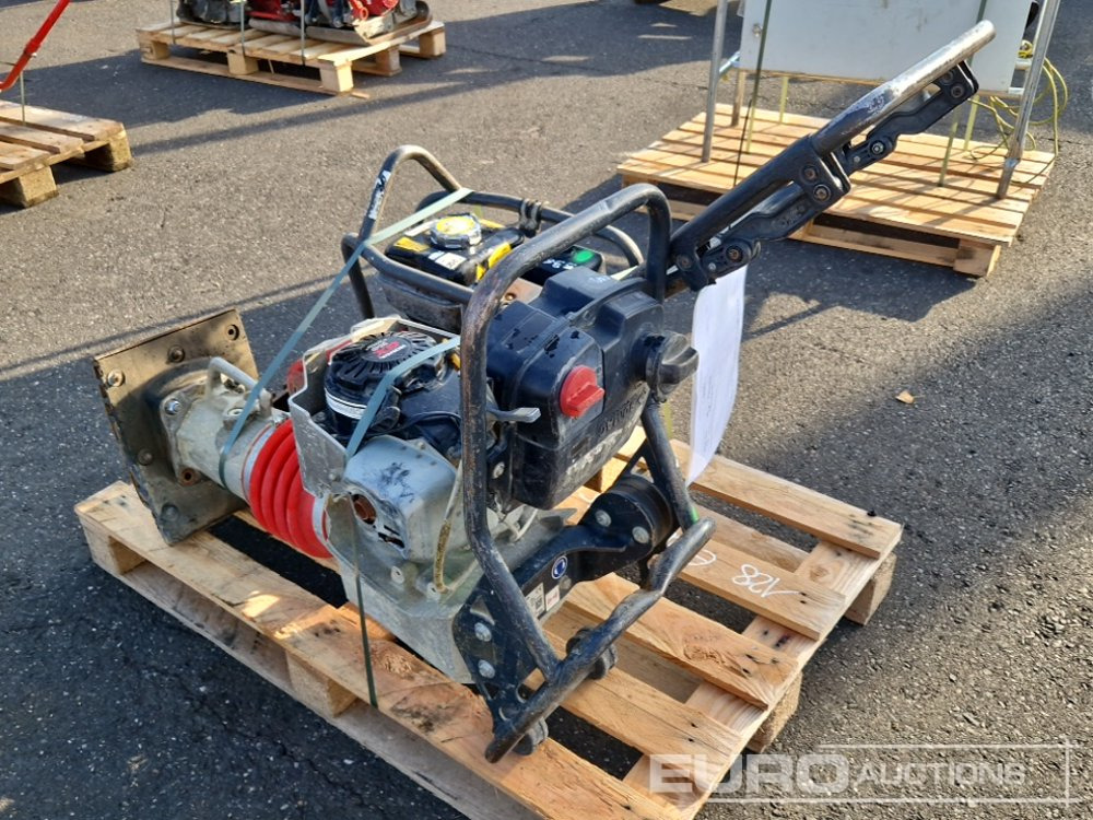 Husqvarna Walk Behind Compaction Plate + Bomag BVT65 Compaction Rammer - Техника за слагане на асфалт: снимка 2 Husqvarna Walk Behind Compaction Plate + Bomag BVT65 Compaction Rammer - Техника за слагане на асфалт: снимка 2