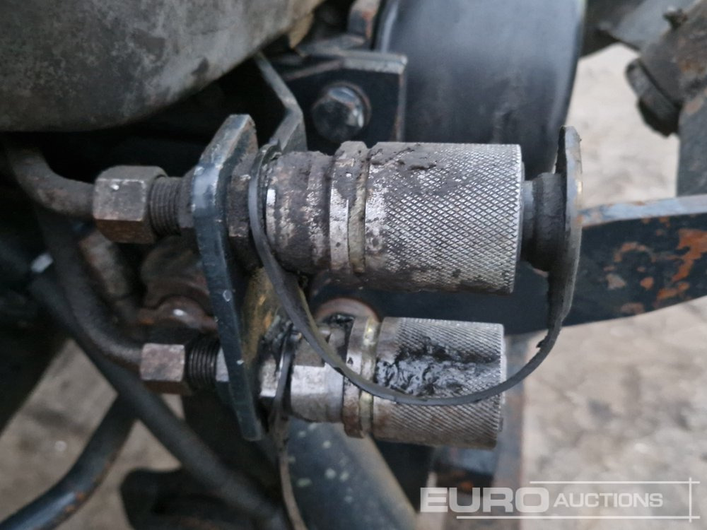 Малък трактор Iseki 2120: снимка 19