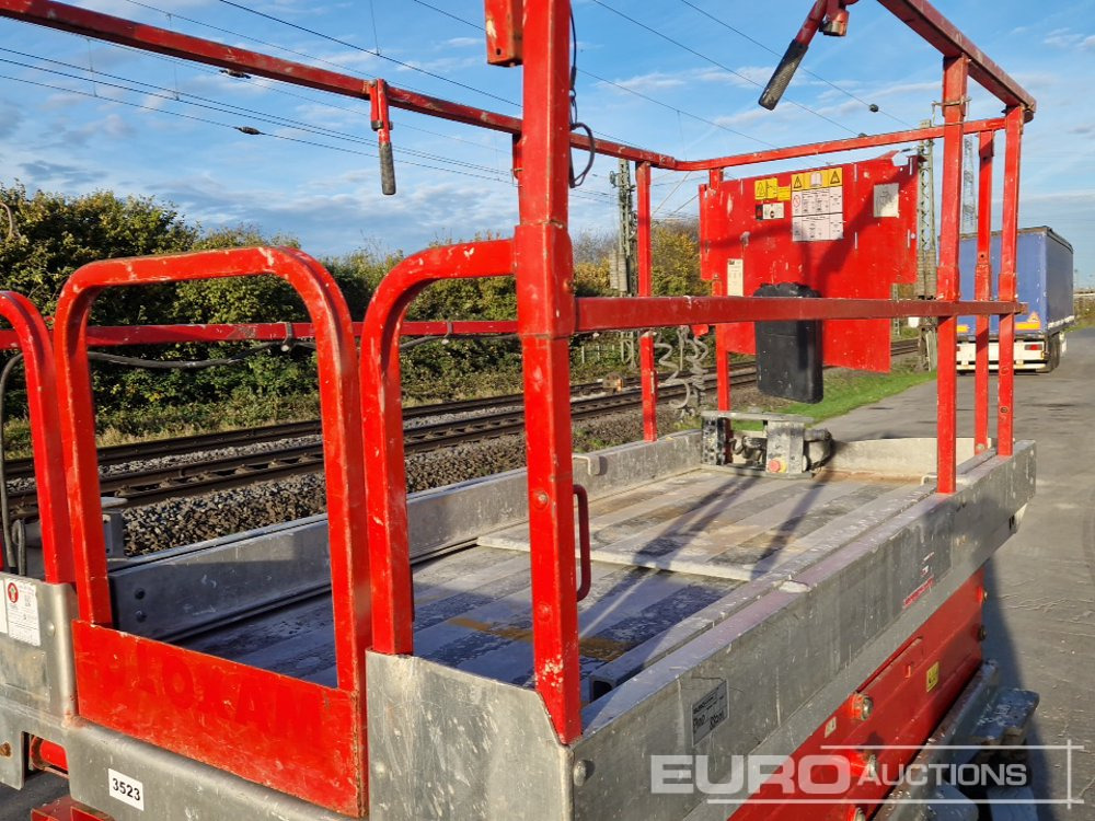 Ножична работна платформа JLG 3246ES: снимка 12 Ножична работна платформа JLG 3246ES: снимка 12