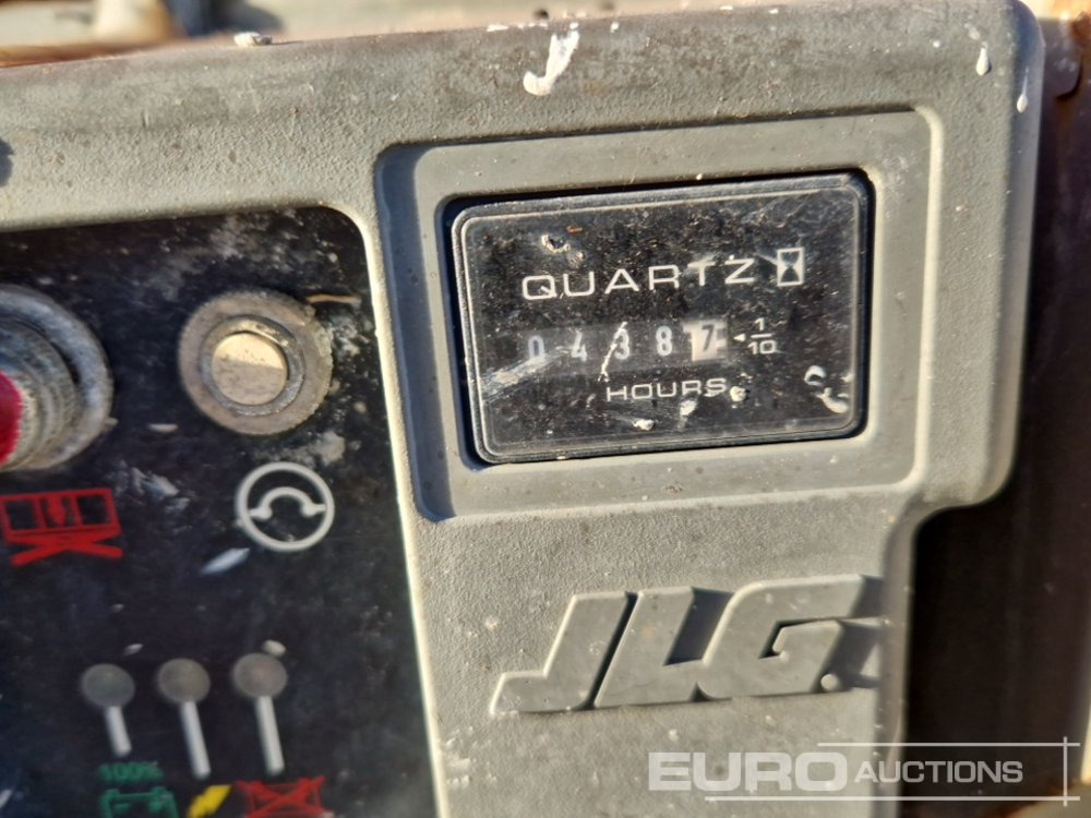 Ножична работна платформа JLG 3246ES: снимка 16 Ножична работна платформа JLG 3246ES: снимка 16