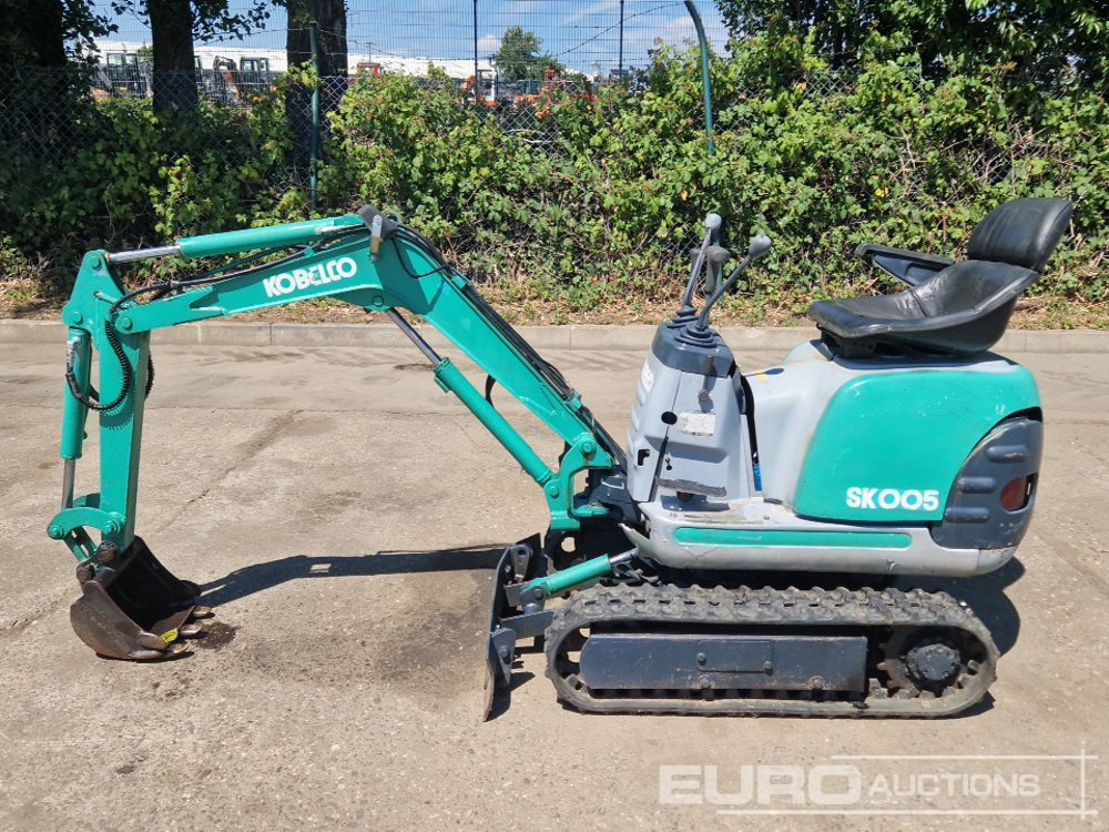Kobelco SK005 - Мини багер: снимка 2 Kobelco SK005 - Мини багер: снимка 2