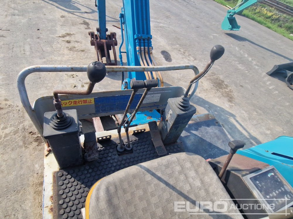 Мини багер Kobelco SK024: снимка 23
