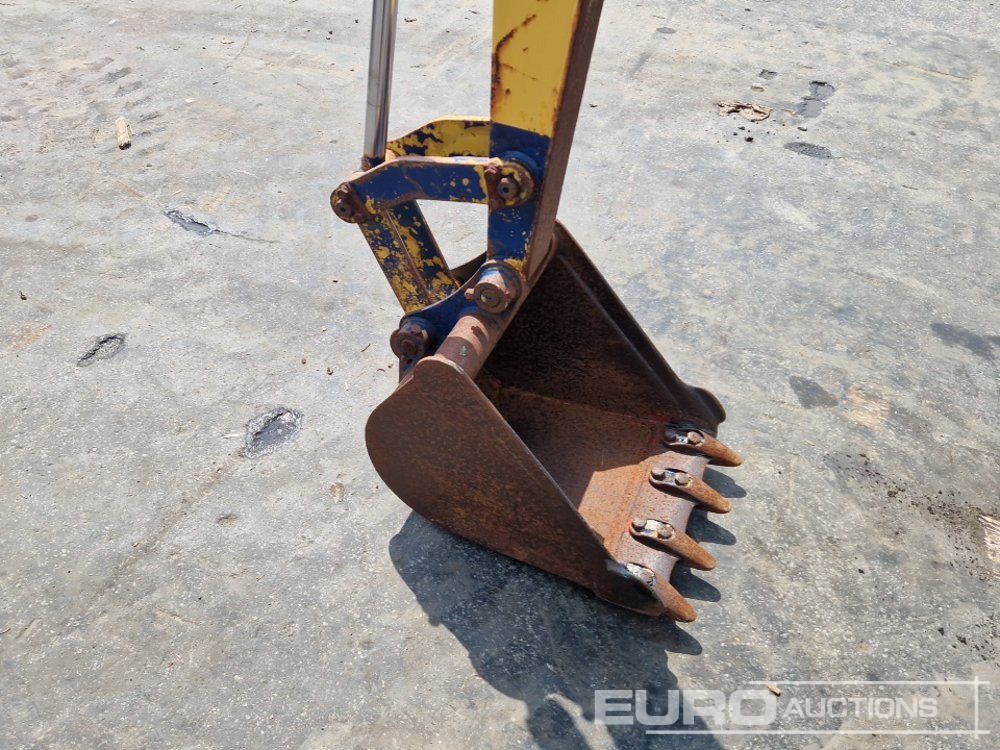Komatsu PC15-2 - Мини багер: снимка 2 Komatsu PC15-2 - Мини багер: снимка 2
