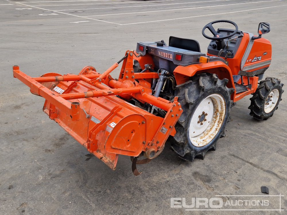 Kubota A17 - Малък трактор: снимка 4 Kubota A17 - Малък трактор: снимка 4