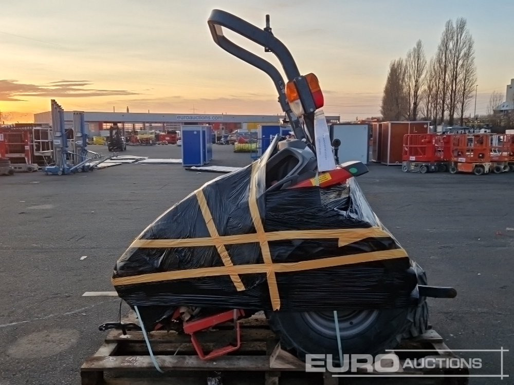 Kubota STW34-R - Малък трактор: снимка 2 Kubota STW34-R - Малък трактор: снимка 2