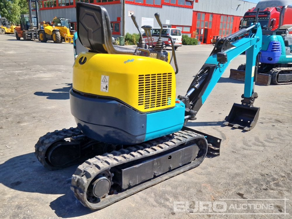 Kubota U10 - Мини багер: снимка 4 Kubota U10 - Мини багер: снимка 4