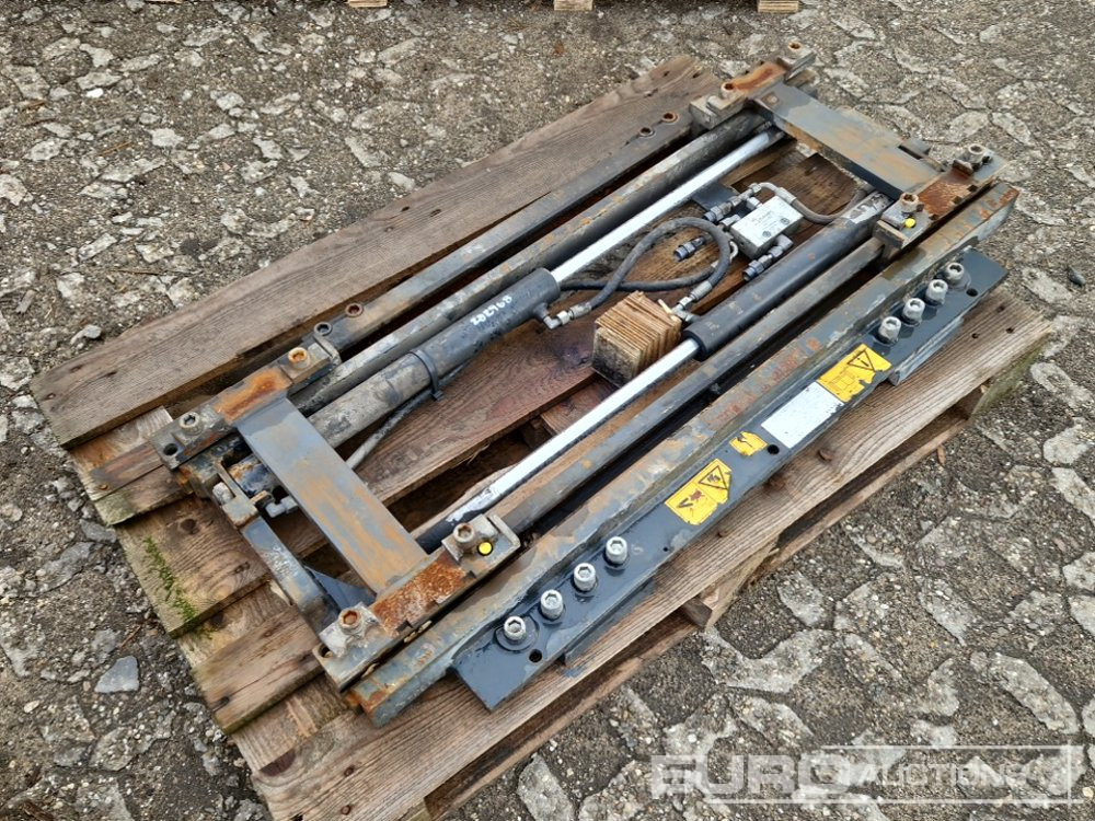 Kaup Fork Frame, Side Shift - Подемно-транспортна техника: снимка 1 Kaup Fork Frame, Side Shift - Подемно-транспортна техника: снимка 1