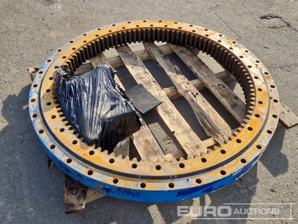 Slew Ring to suit Fuchs 331 - Резервни части за Багер: снимка 2 Slew Ring to suit Fuchs 331 - Резервни части за Багер: снимка 2