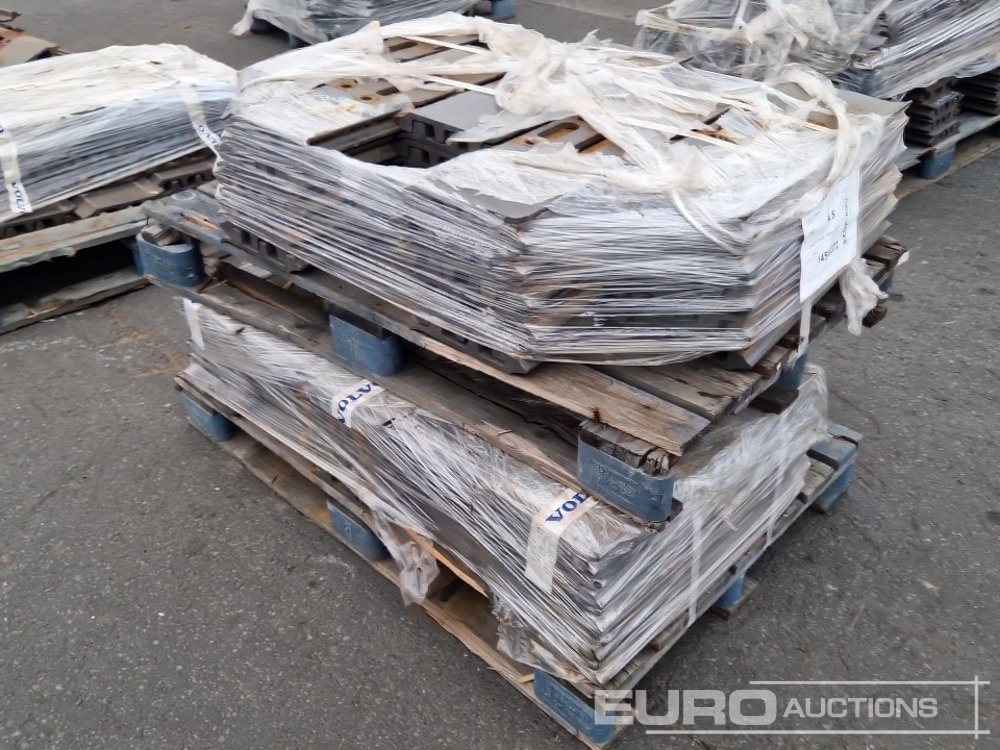 Track Plates to suit Volvo - Резервни части за Багер: снимка 3 Track Plates to suit Volvo - Резервни части за Багер: снимка 3