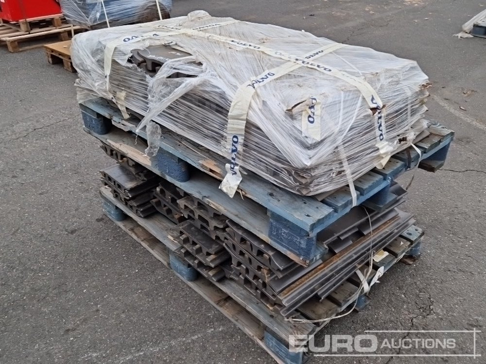 Track Plates to suit Volvo - Резервни части за Багер: снимка 1 Track Plates to suit Volvo - Резервни части за Багер: снимка 1