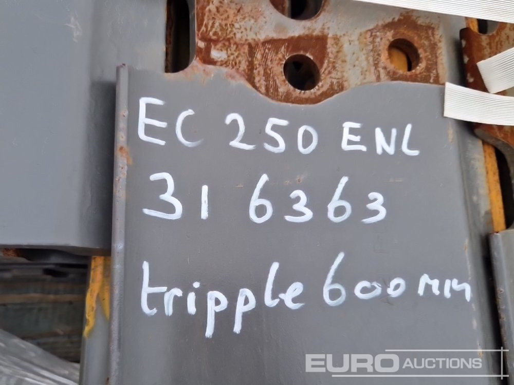 Резервни части за Багер Track Plates to suit Volvo: снимка 7