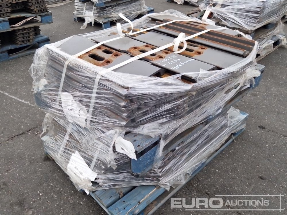 Track Plates to suit Volvo - Резервни части за Багер: снимка 4 Track Plates to suit Volvo - Резервни части за Багер: снимка 4