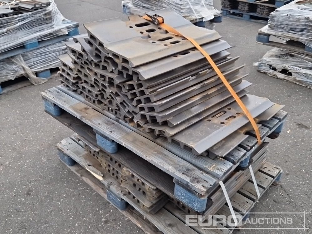Track Plates to suit Volvo - Резервни части за Багер: снимка 3 Track Plates to suit Volvo - Резервни части за Багер: снимка 3