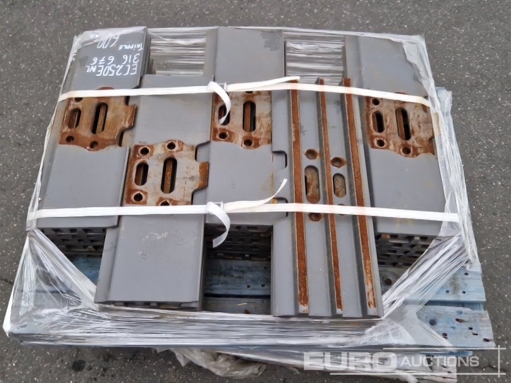 Track Plates to suit Volvo - Резервни части за Багер: снимка 5 Track Plates to suit Volvo - Резервни части за Багер: снимка 5