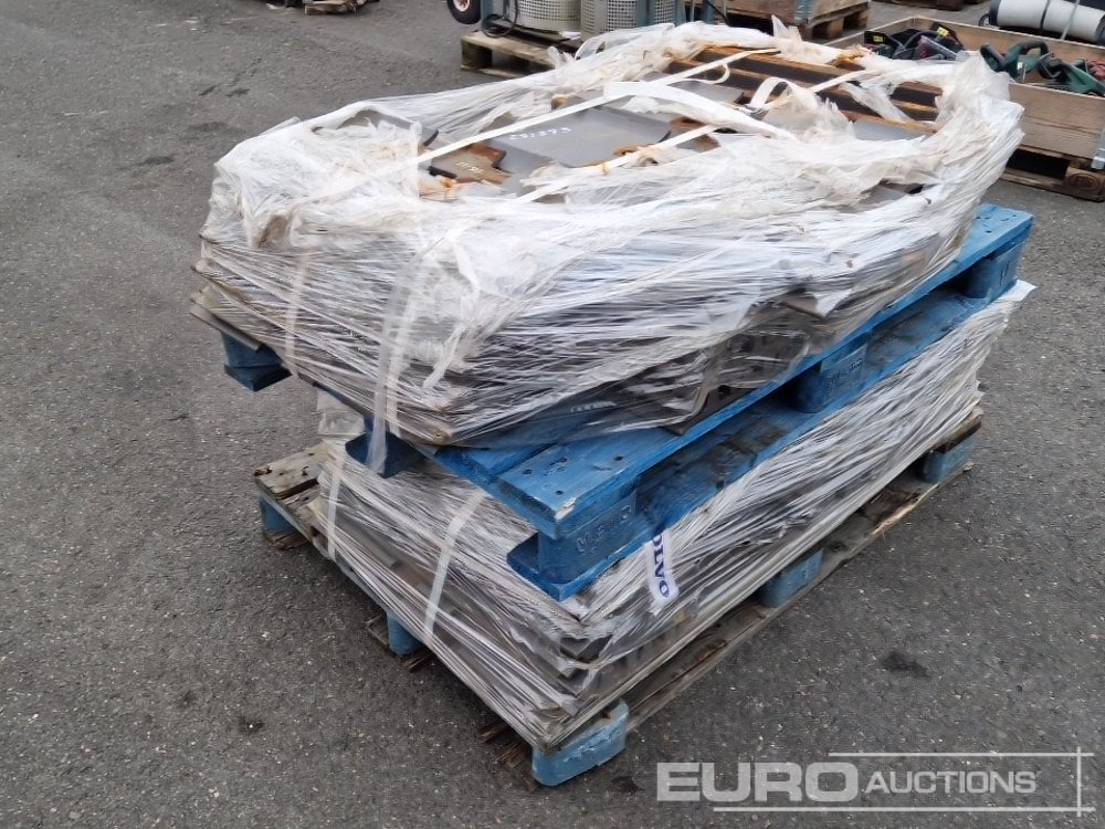 Track Plates to suit Volvo - Резервни части за Багер: снимка 1 Track Plates to suit Volvo - Резервни части за Багер: снимка 1