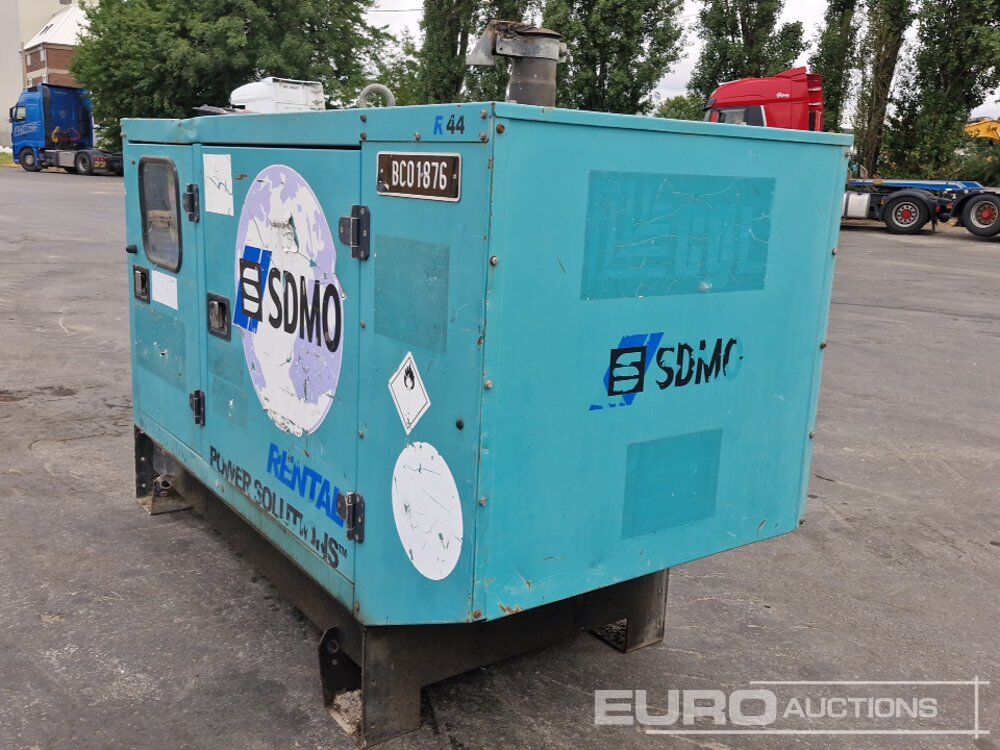 SDMO R44 - Електрогенератор: снимка 4 SDMO R44 - Електрогенератор: снимка 4