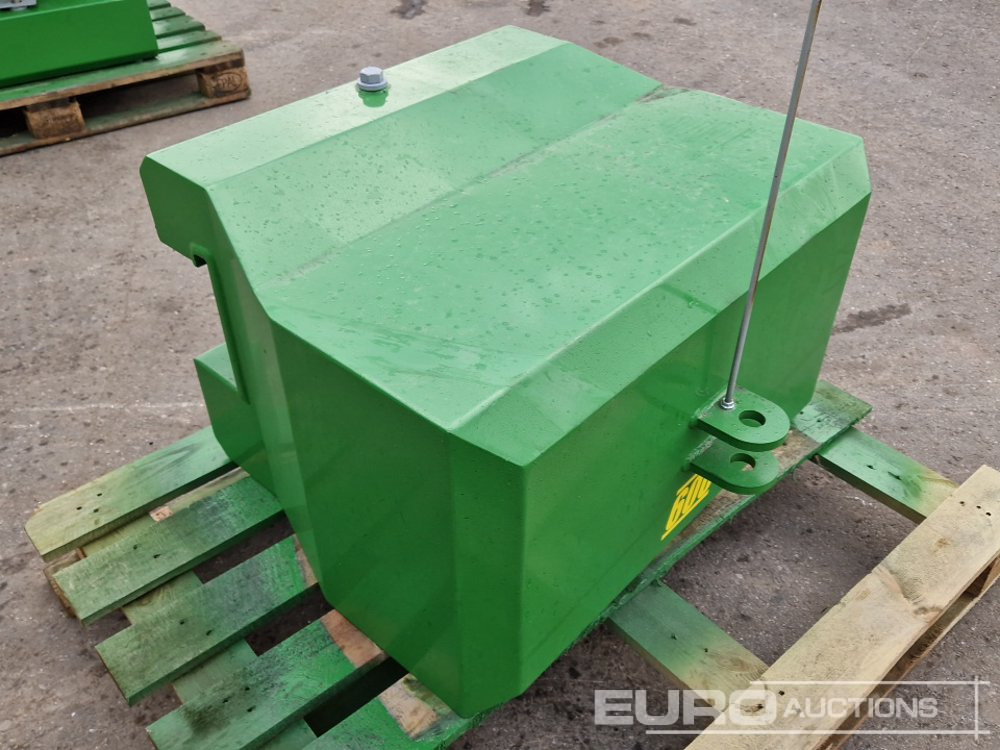 Unused 2025 John Deere 600kg Front Weights to suit John Deere Tractors, Metal Case with Towing Eye (Green) - Селскостопанска техника: снимка 4 Unused 2025 John Deere 600kg Front Weights to suit John Deere Tractors, Metal Case with Towing Eye (Green) - Селскостопанска техника: снимка 4