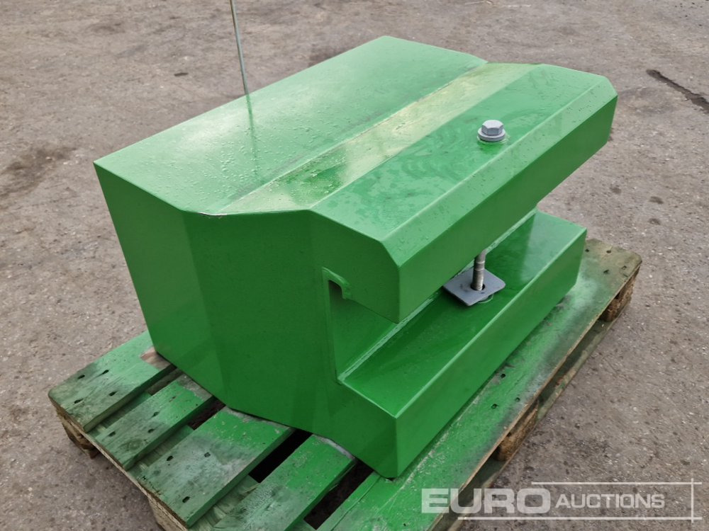 Unused 2025 John Deere 600kg Front Weights to suit John Deere Tractors, Metal Case with Towing Eye (Green) - Селскостопанска техника: снимка 2 Unused 2025 John Deere 600kg Front Weights to suit John Deere Tractors, Metal Case with Towing Eye (Green) - Селскостопанска техника: снимка 2