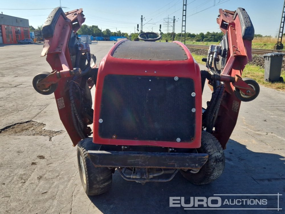 Toro GROUNDSMASTER - Косачка за трева: снимка 4 Toro GROUNDSMASTER - Косачка за трева: снимка 4