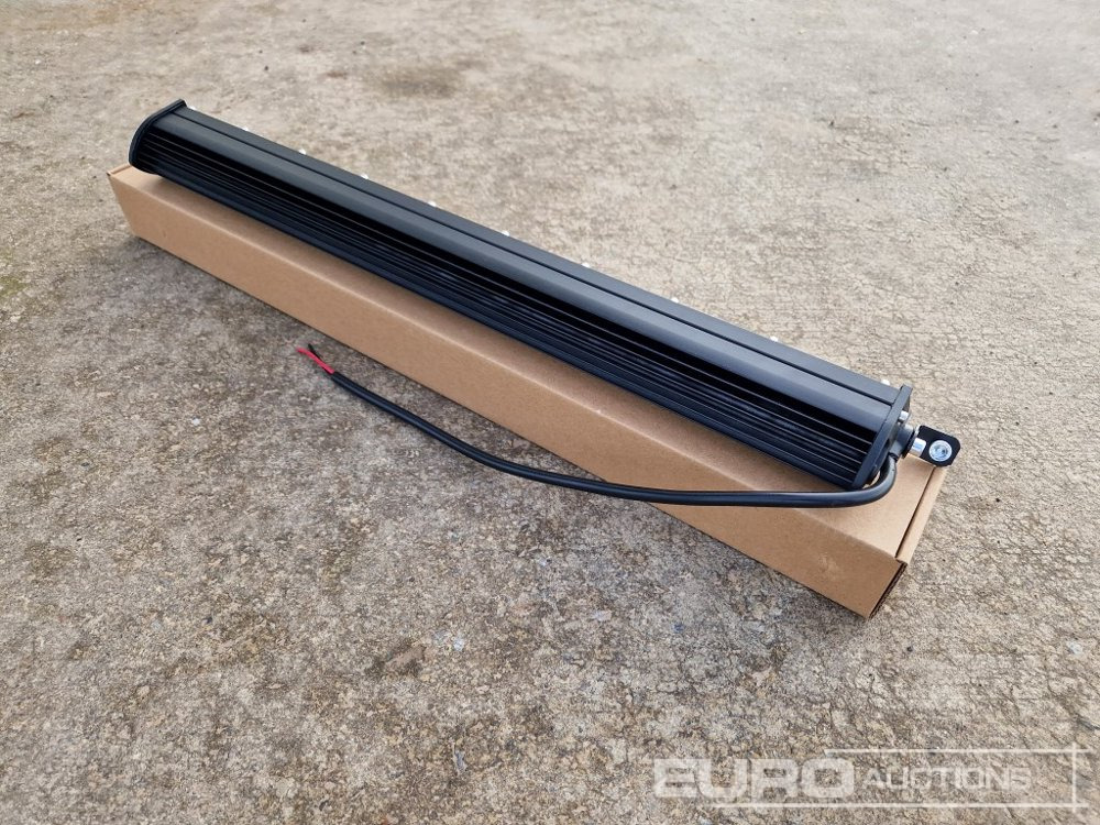 Unused 20" 180W Combo Beam LED Light Bar, Mounting Brackets, IP68 Waterproof - Оборудване за гаражи/ Работилници: снимка 3 Unused 20" 180W Combo Beam LED Light Bar, Mounting Brackets, IP68 Waterproof - Оборудване за гаражи/ Работилници: снимка 3
