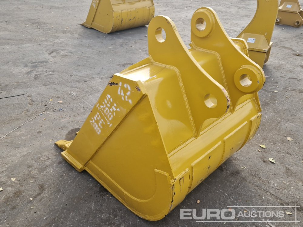 Unused 42" Bucket to suit Komatsu PC200 - Кофа: снимка 2 Unused 42" Bucket to suit Komatsu PC200 - Кофа: снимка 2