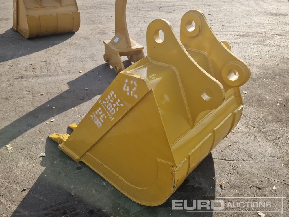 Unused 42" Bucket to suit Komatsu PC200 - Кофа: снимка 2 Unused 42" Bucket to suit Komatsu PC200 - Кофа: снимка 2