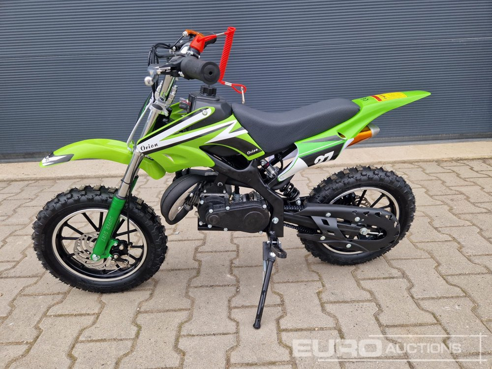 Unused DIRTBIKE 50R-D705 49CC Kids Petrol Motorbike, Automatic - Мотоциклет: снимка 3 Unused DIRTBIKE 50R-D705 49CC Kids Petrol Motorbike, Automatic - Мотоциклет: снимка 3