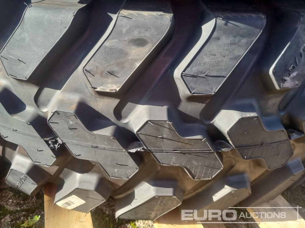 Unused Firestone 460/70R24 Tyre & Rim (2 of) - Гума: снимка 5 Unused Firestone 460/70R24 Tyre & Rim (2 of) - Гума: снимка 5