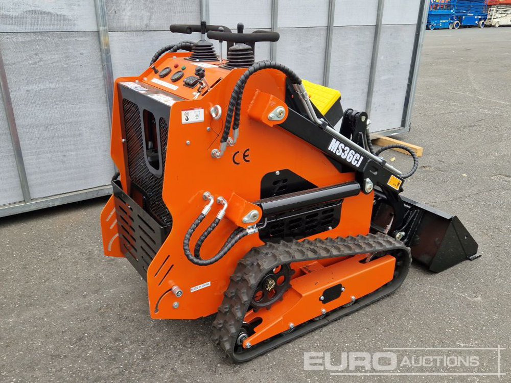 Unused Tracked Skidsteer Loader, Piped, Bucket - Мини верижен товарач: снимка 4 Unused Tracked Skidsteer Loader, Piped, Bucket - Мини верижен товарач: снимка 4