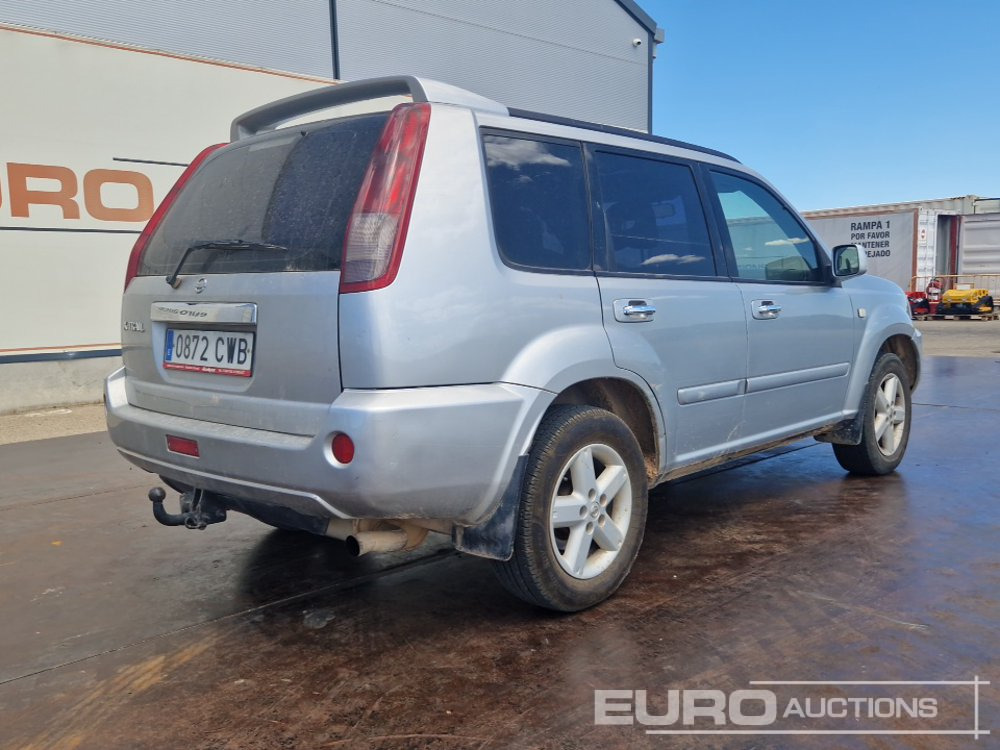 2004 Nissan X-Trail - Джип: снимка 5 2004 Nissan X-Trail - Джип: снимка 5