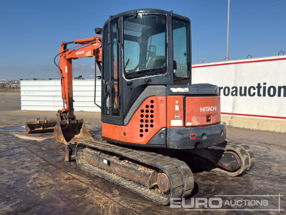 2005 Hitachi ZX50U-2 - Мини багер: снимка 3 2005 Hitachi ZX50U-2 - Мини багер: снимка 3