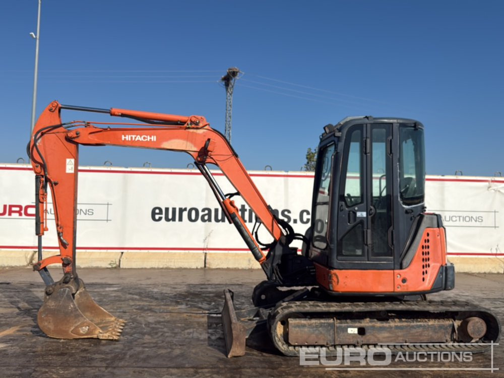 2005 Hitachi ZX50U-2 - Мини багер: снимка 2 2005 Hitachi ZX50U-2 - Мини багер: снимка 2