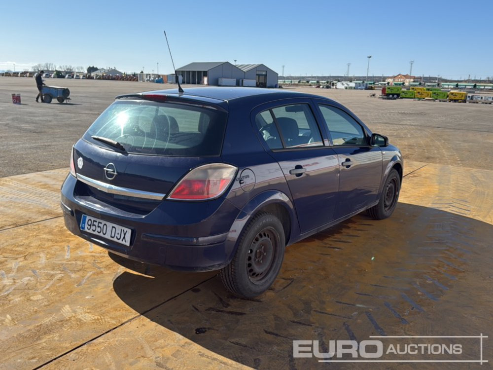 2005 Opel Astra - Джип: снимка 5 2005 Opel Astra - Джип: снимка 5