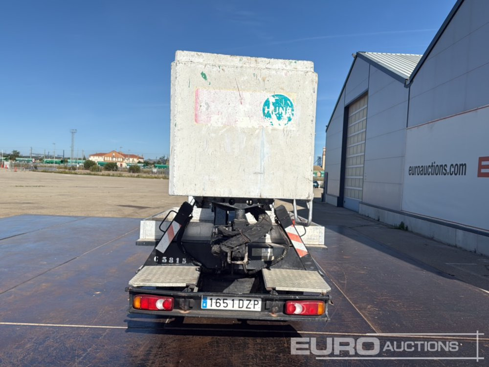 2006 Nissan Cabstar - Автовишка: снимка 4 2006 Nissan Cabstar - Автовишка: снимка 4