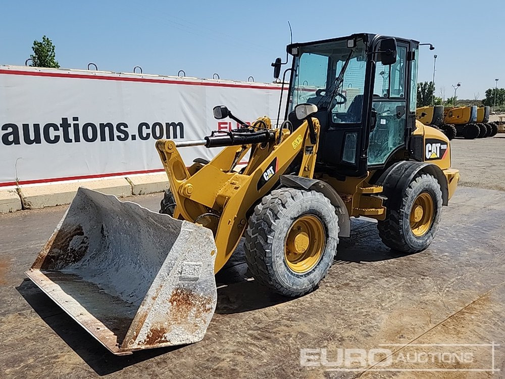 2010 CAT 908H - Колесен товарач: снимка 1 2010 CAT 908H - Колесен товарач: снимка 1